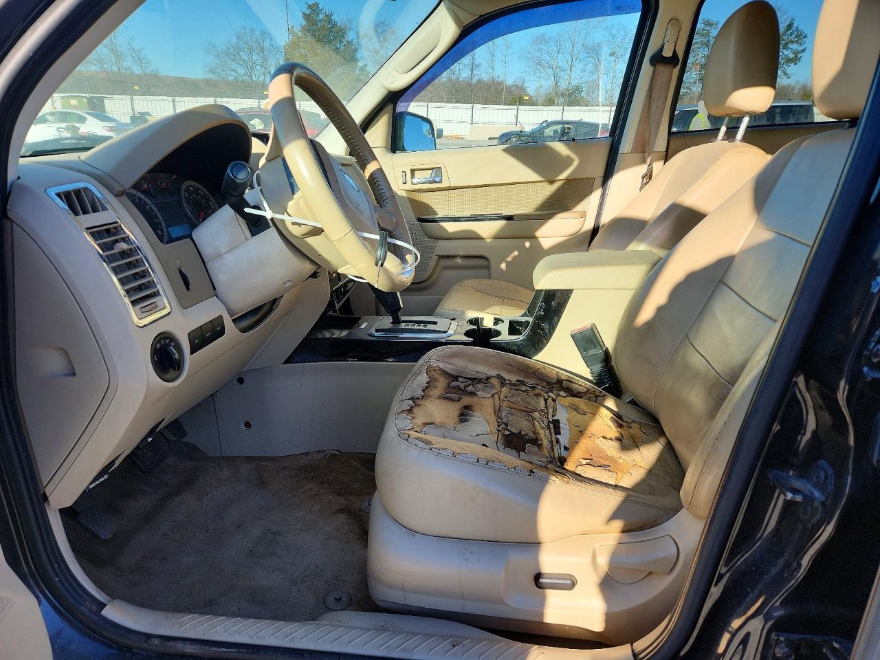 2011 FORD ESCAPE LIMITED photo 7
