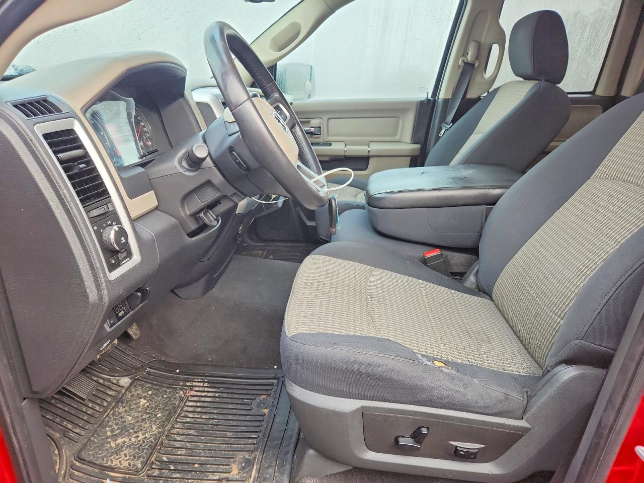 2010 DODGE RAM 1500 photo 7