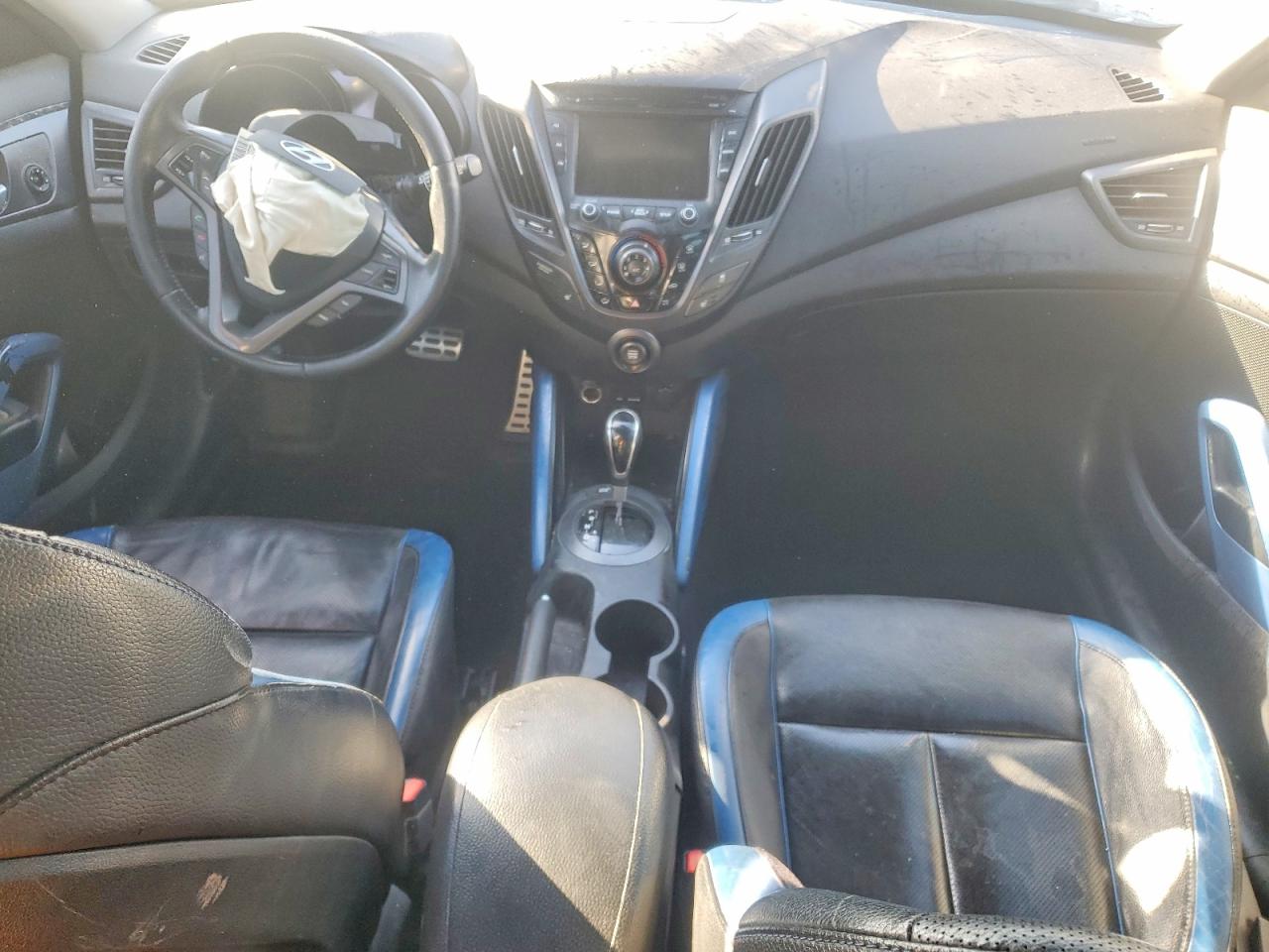 2013 HYUNDAI VELOSTER TURBO photo 8