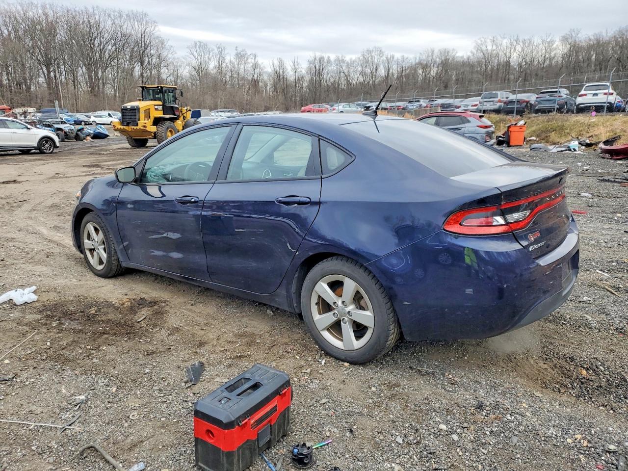 2015 DODGE DART SXT photo 2