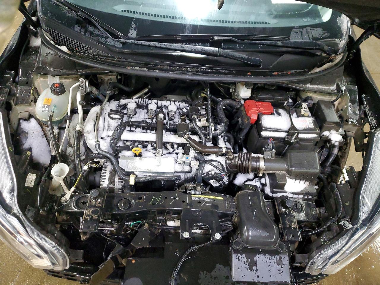 2024 NISSAN VERSA S photo 11
