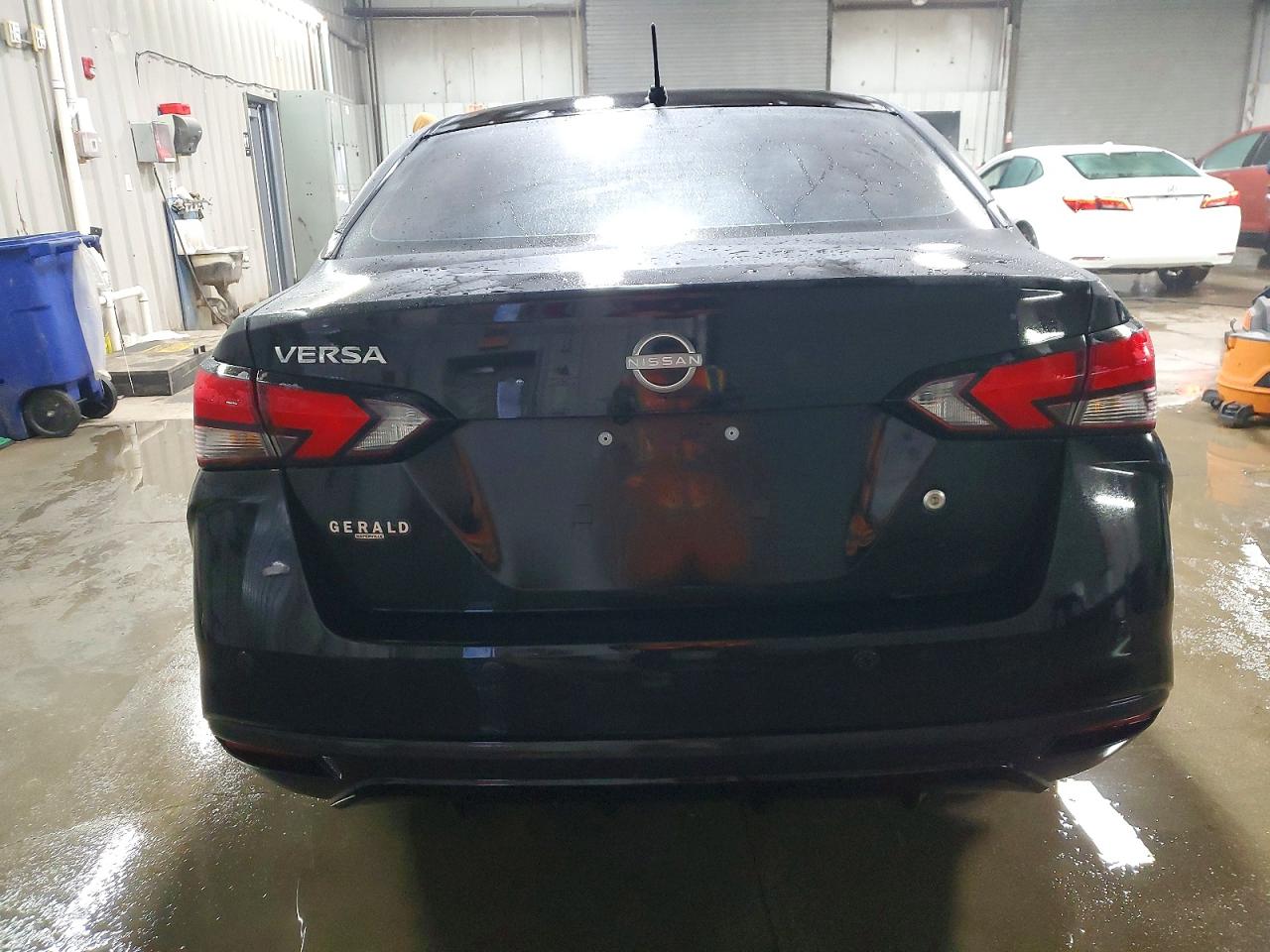 2024 NISSAN VERSA S photo 6