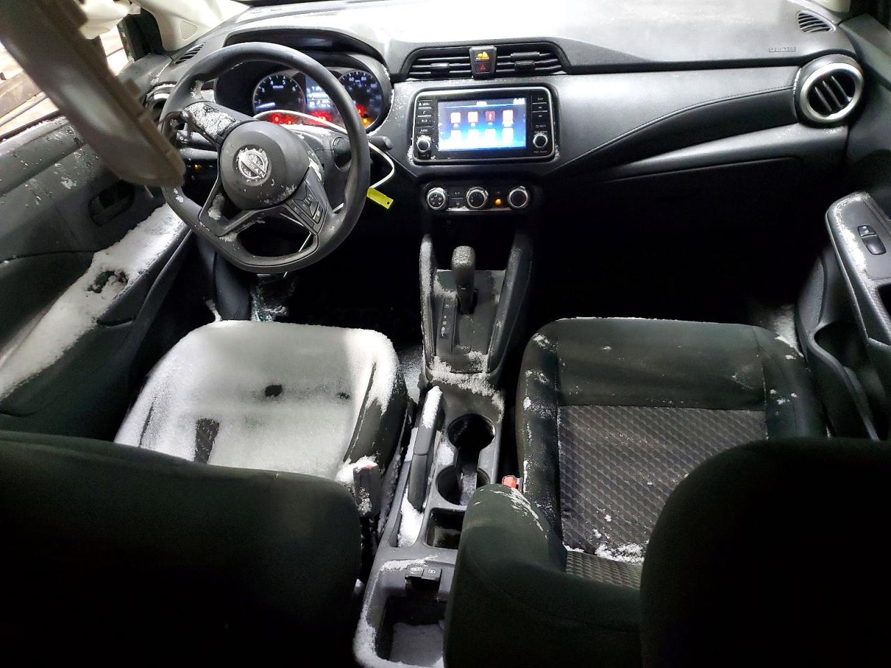 2024 NISSAN VERSA S photo 8