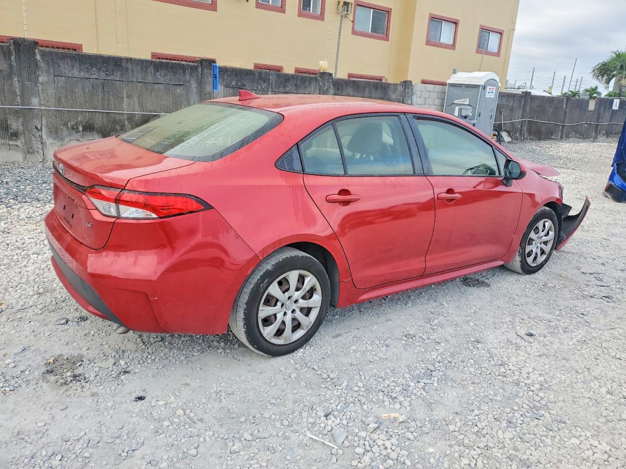 2020 TOYOTA COROLLA LE photo 3