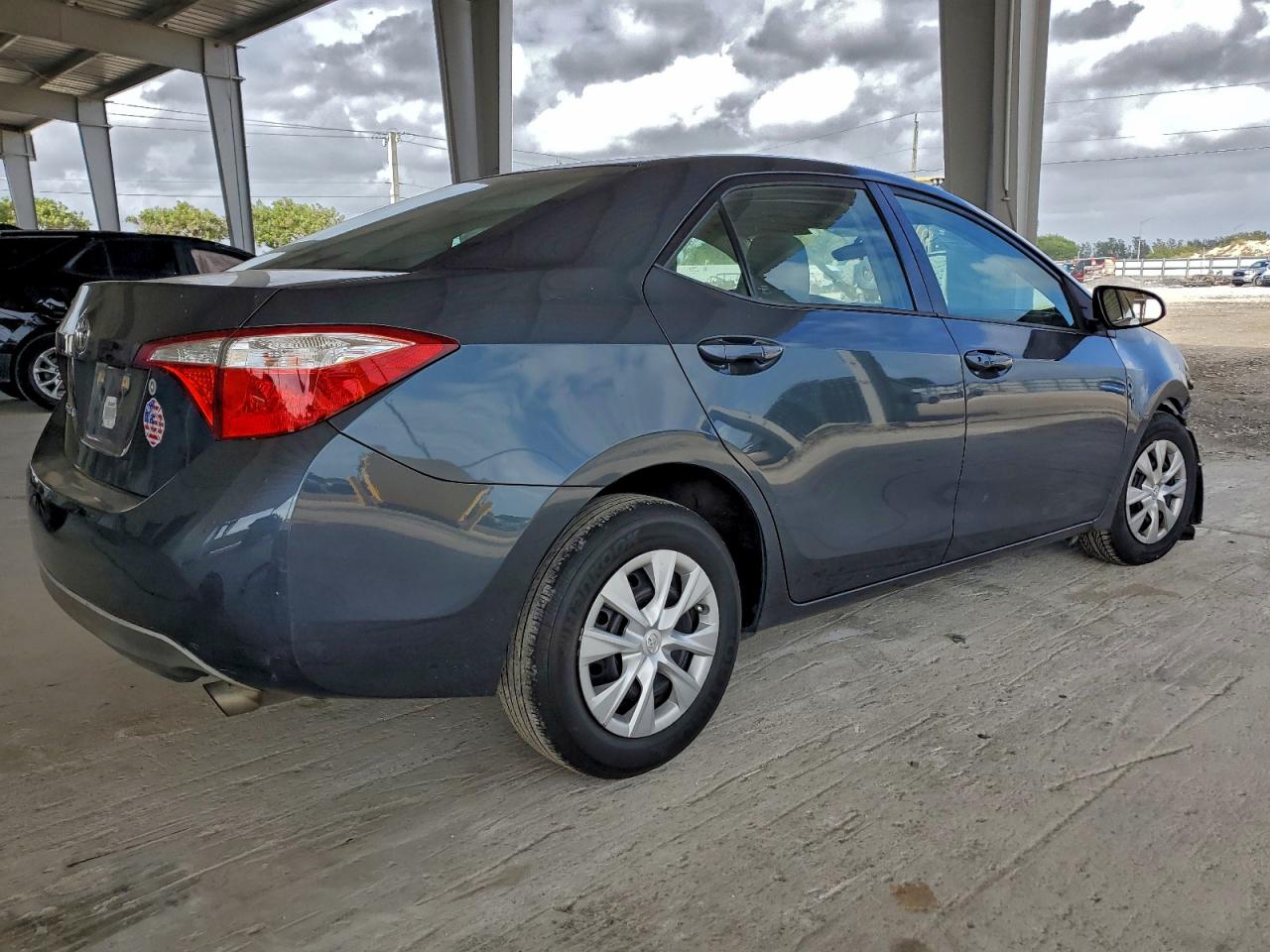 2016 TOYOTA COROLLA L photo 3