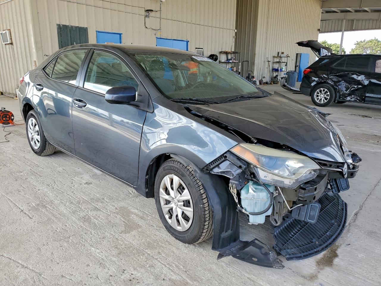 2016 TOYOTA COROLLA L photo 4