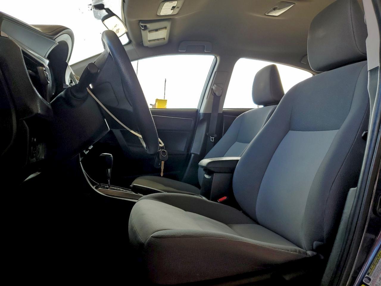 2016 TOYOTA COROLLA L photo 7