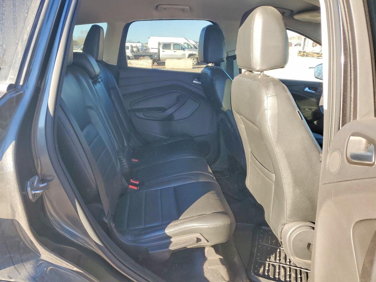 2017 FORD ESCAPE SE photo 11