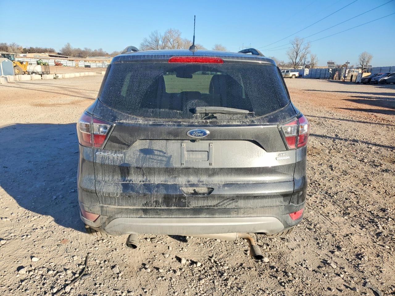 2017 FORD ESCAPE SE photo 6