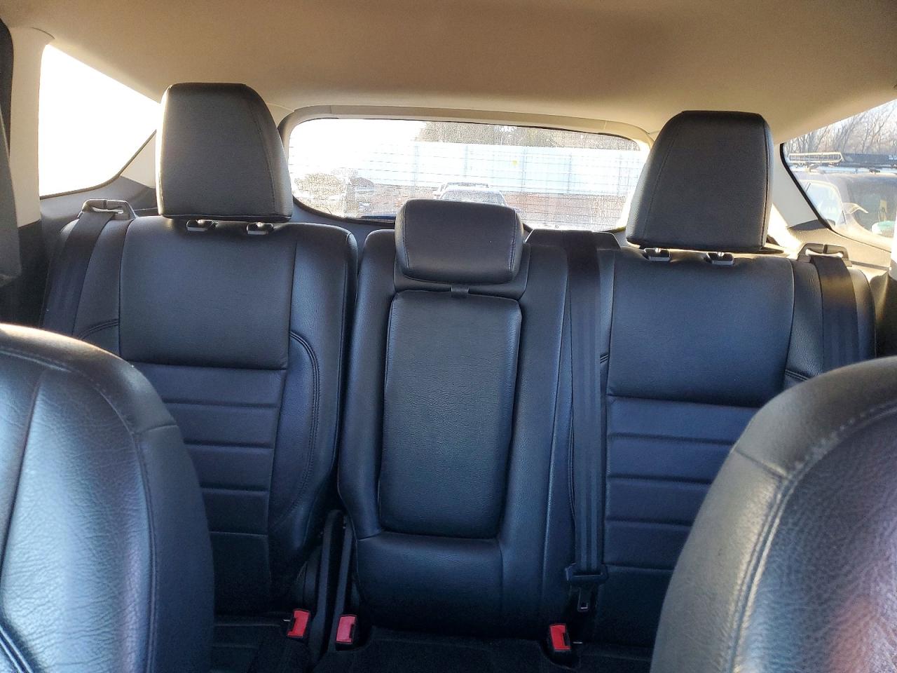 2017 FORD ESCAPE SE photo 10