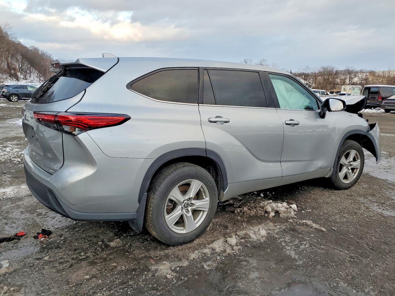 2020 TOYOTA HIGHLANDER photo 3