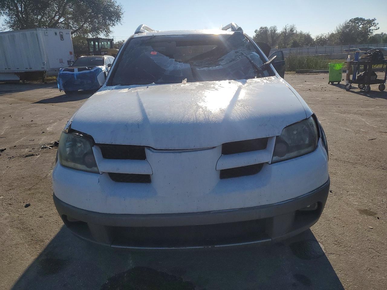 2004 MITSUBISHI OUTLANDER LS photo 5