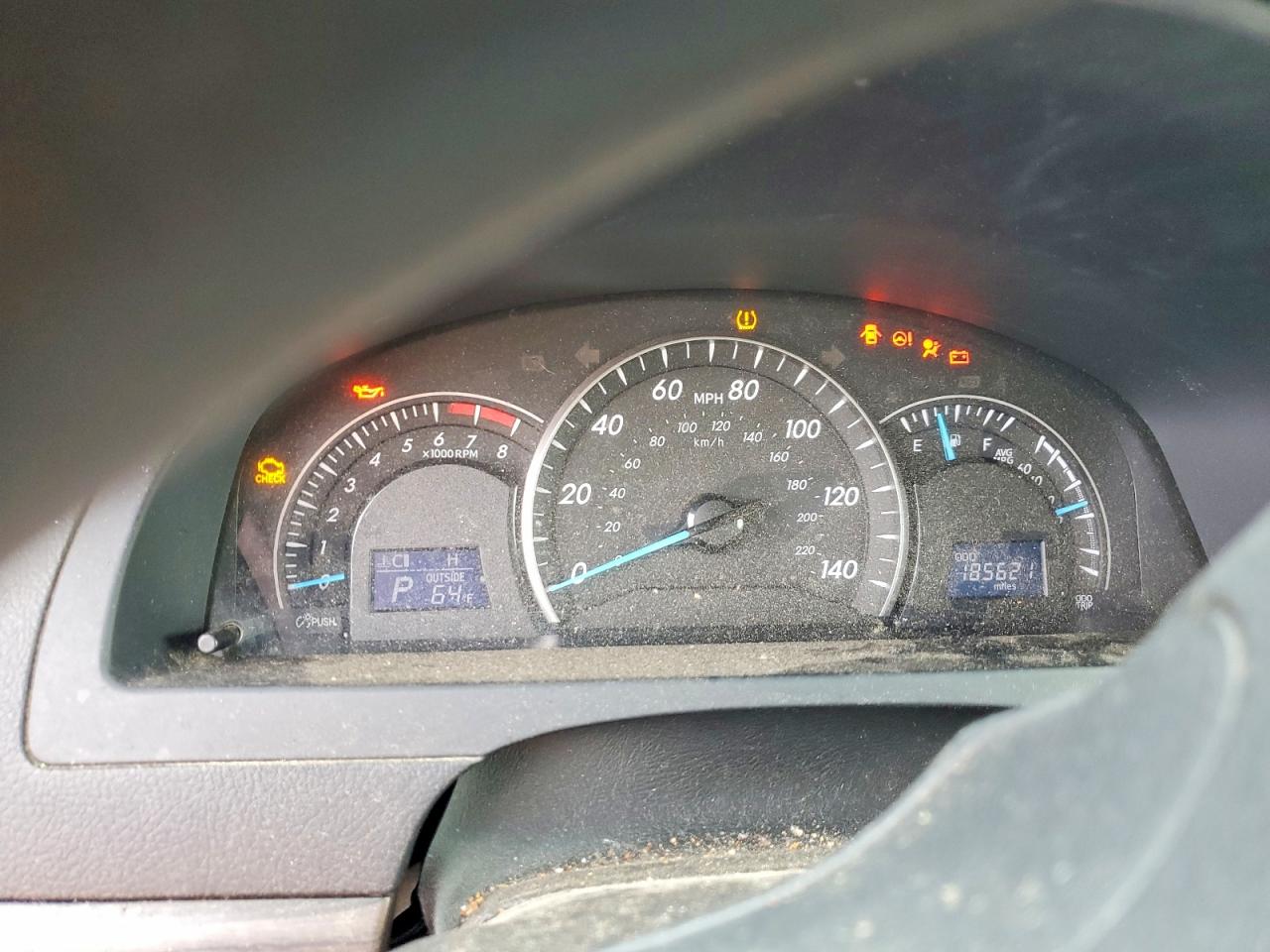 2015 TOYOTA CAMRY LE photo 9