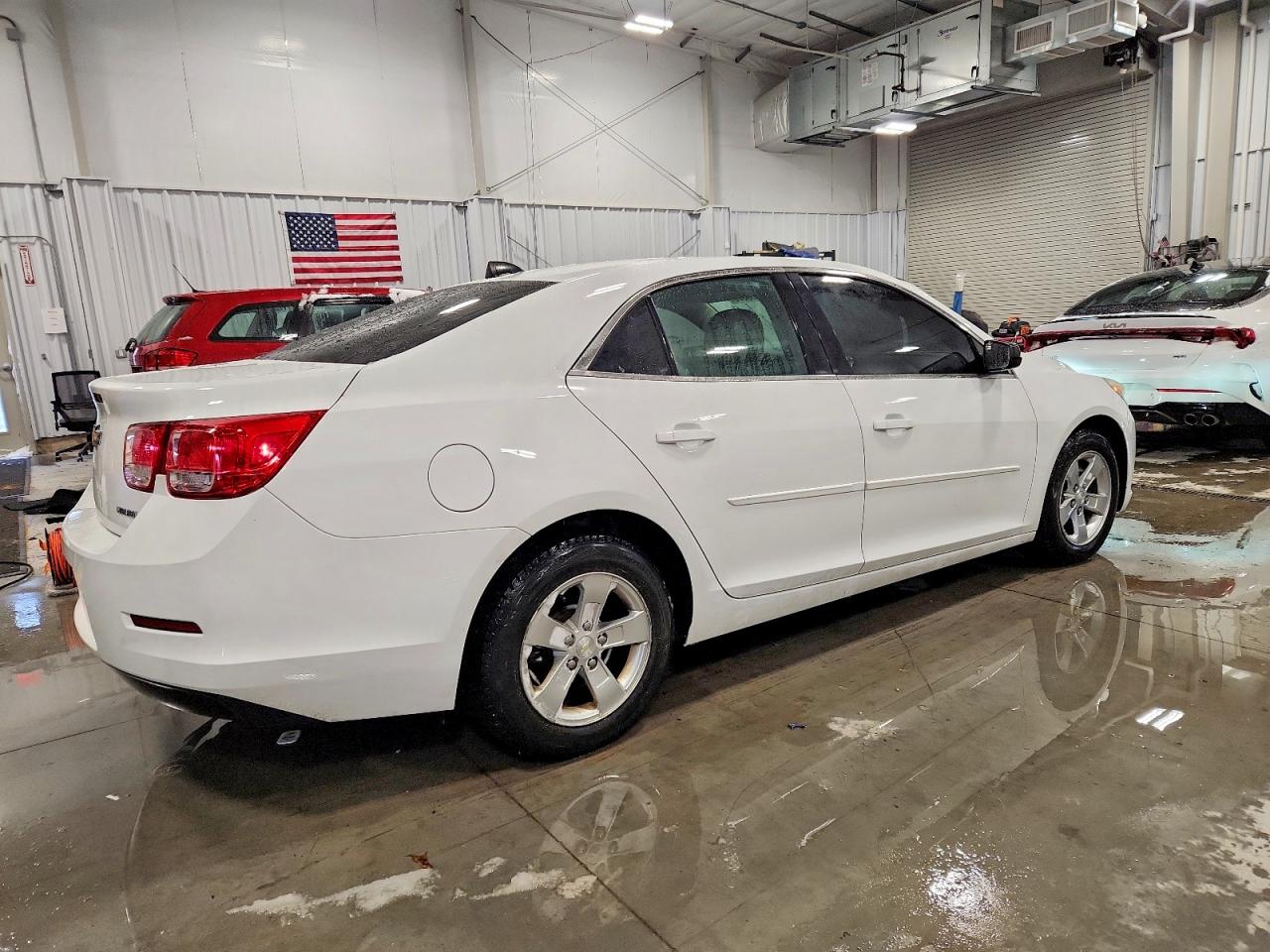 2013 CHEVROLET MALIBU LS photo 3