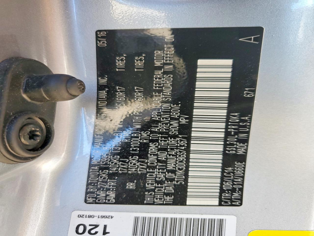 2016 TOYOTA SIENNA XLE photo 13