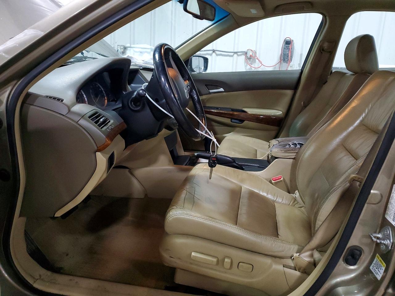 2009 HONDA ACCORD EXL photo 7
