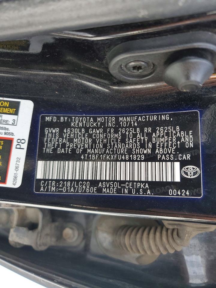 2015 TOYOTA CAMRY LE photo 12