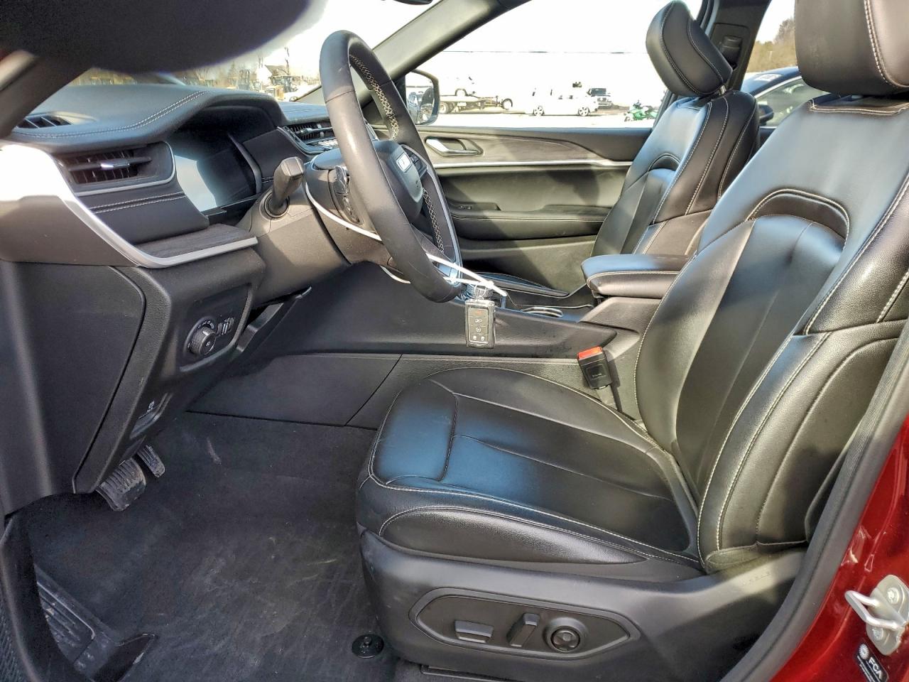 2024 JEEP GRAND CHEROKEE L LIMITED photo 7