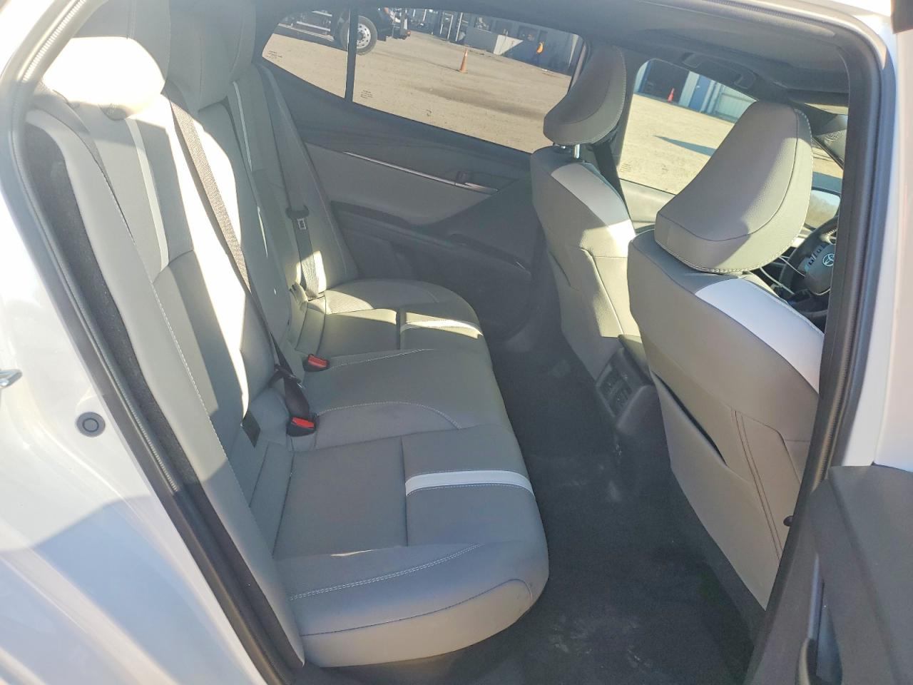 2025 TOYOTA CAMRY SE photo 10