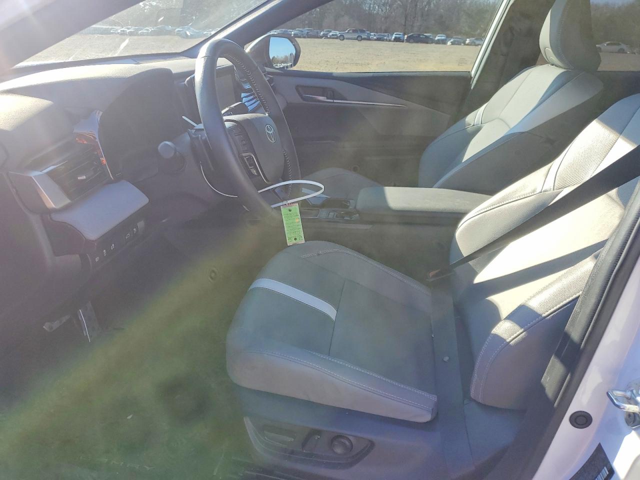 2025 TOYOTA CAMRY SE photo 7