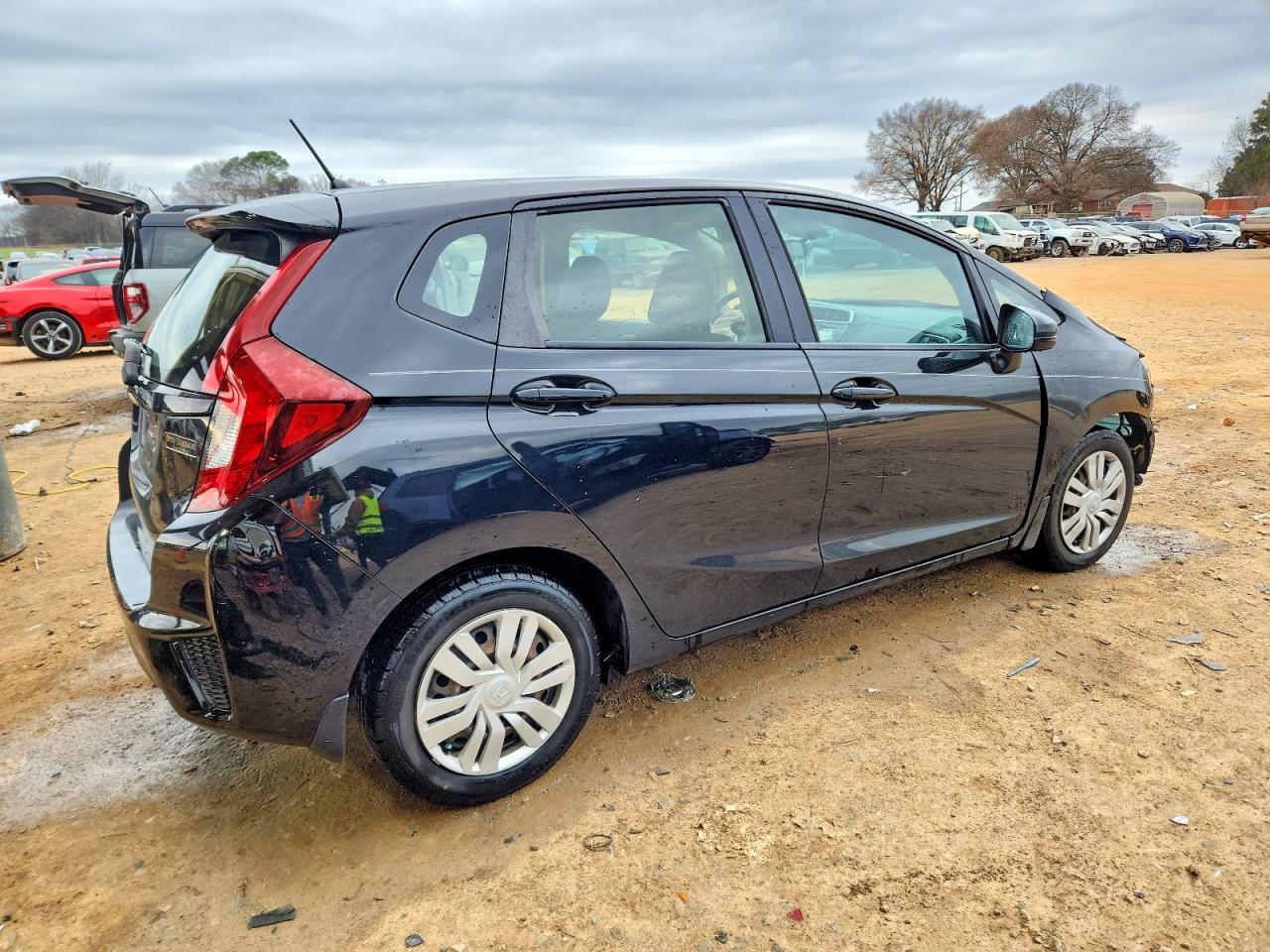2016 HONDA FIT LX photo 3