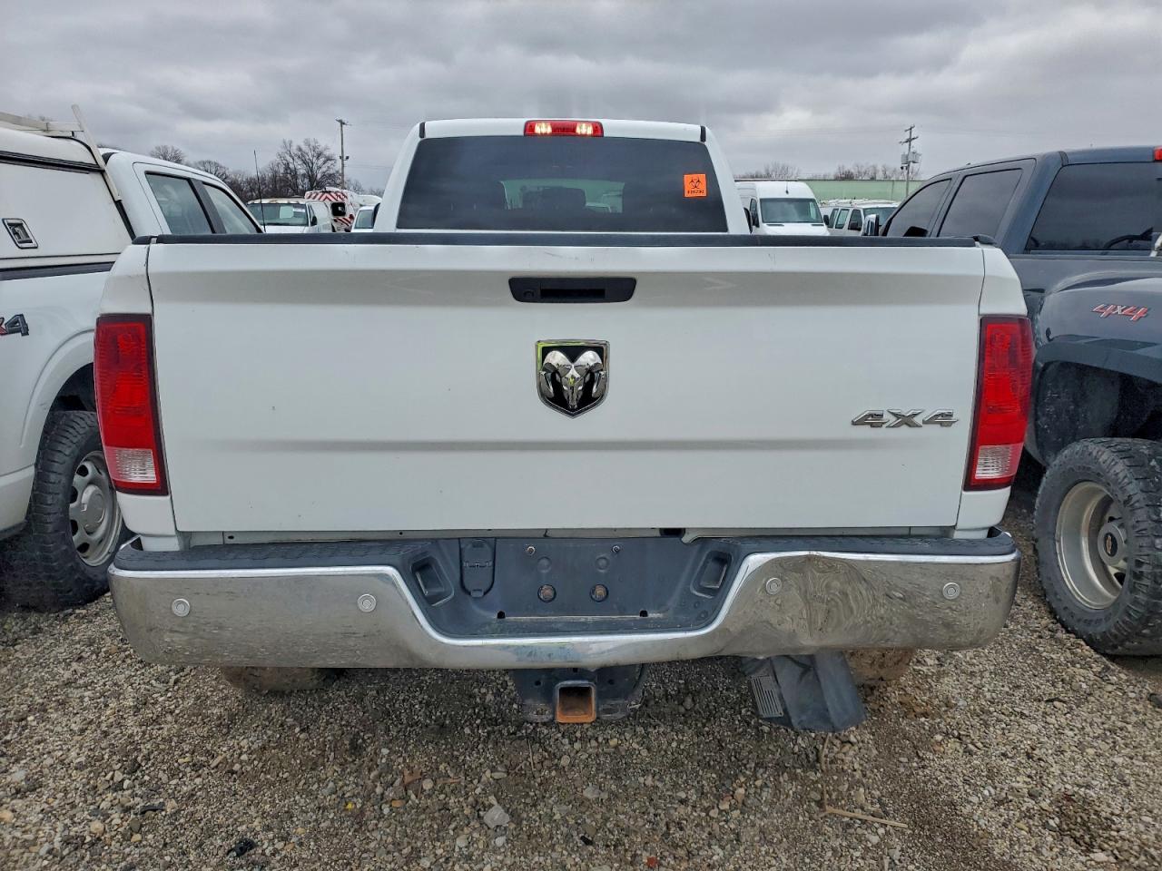 2018 RAM 3500 ST photo 6