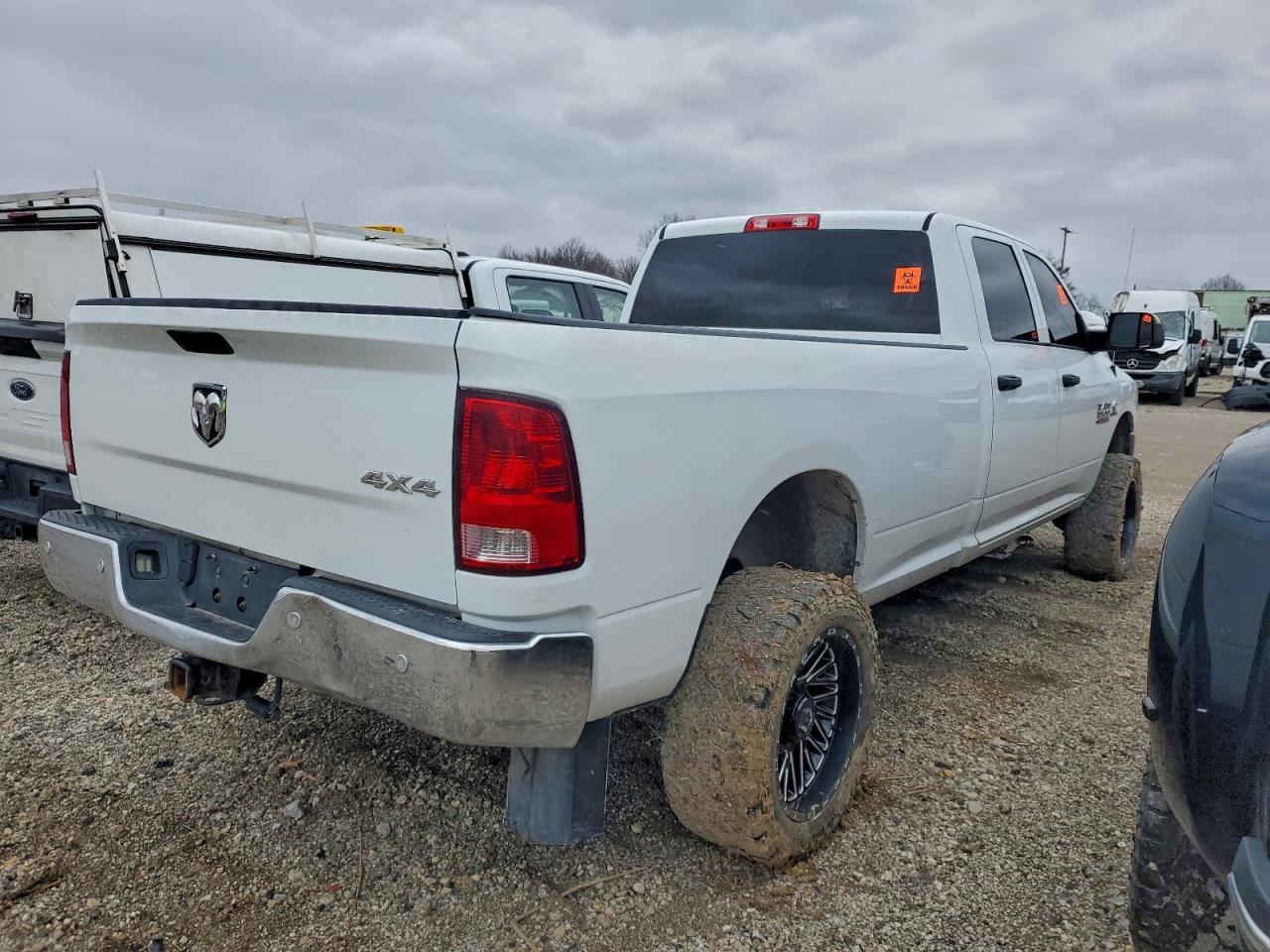 2018 RAM 3500 ST photo 3