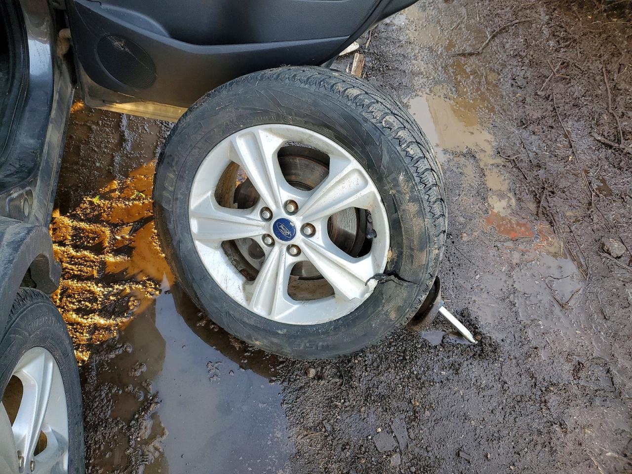 2013 FORD ESCAPE SE photo 13