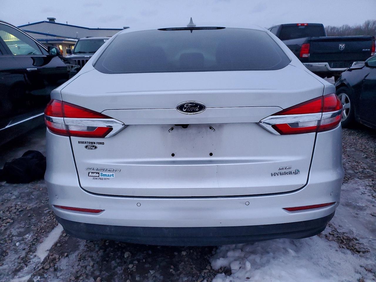 2019 FORD FUSION SE photo 6