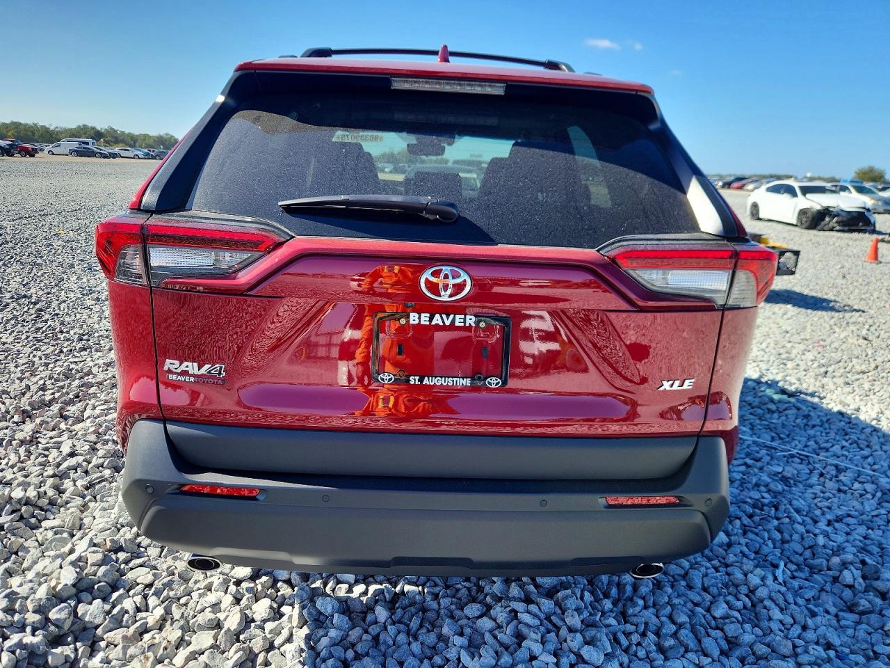 2025 TOYOTA RAV4 XLE PREMIUM photo 6