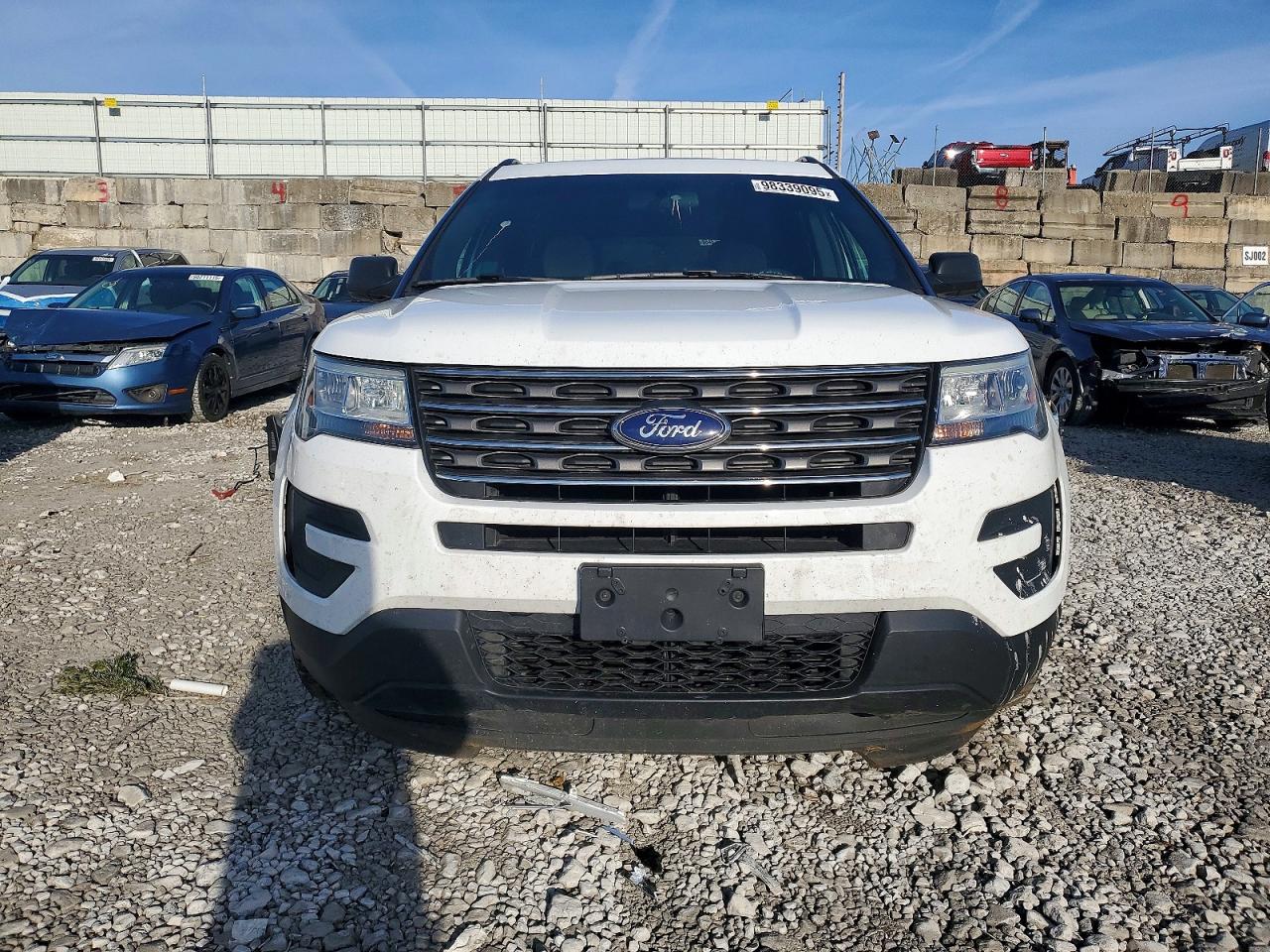 2017 FORD EXPLORER photo 5