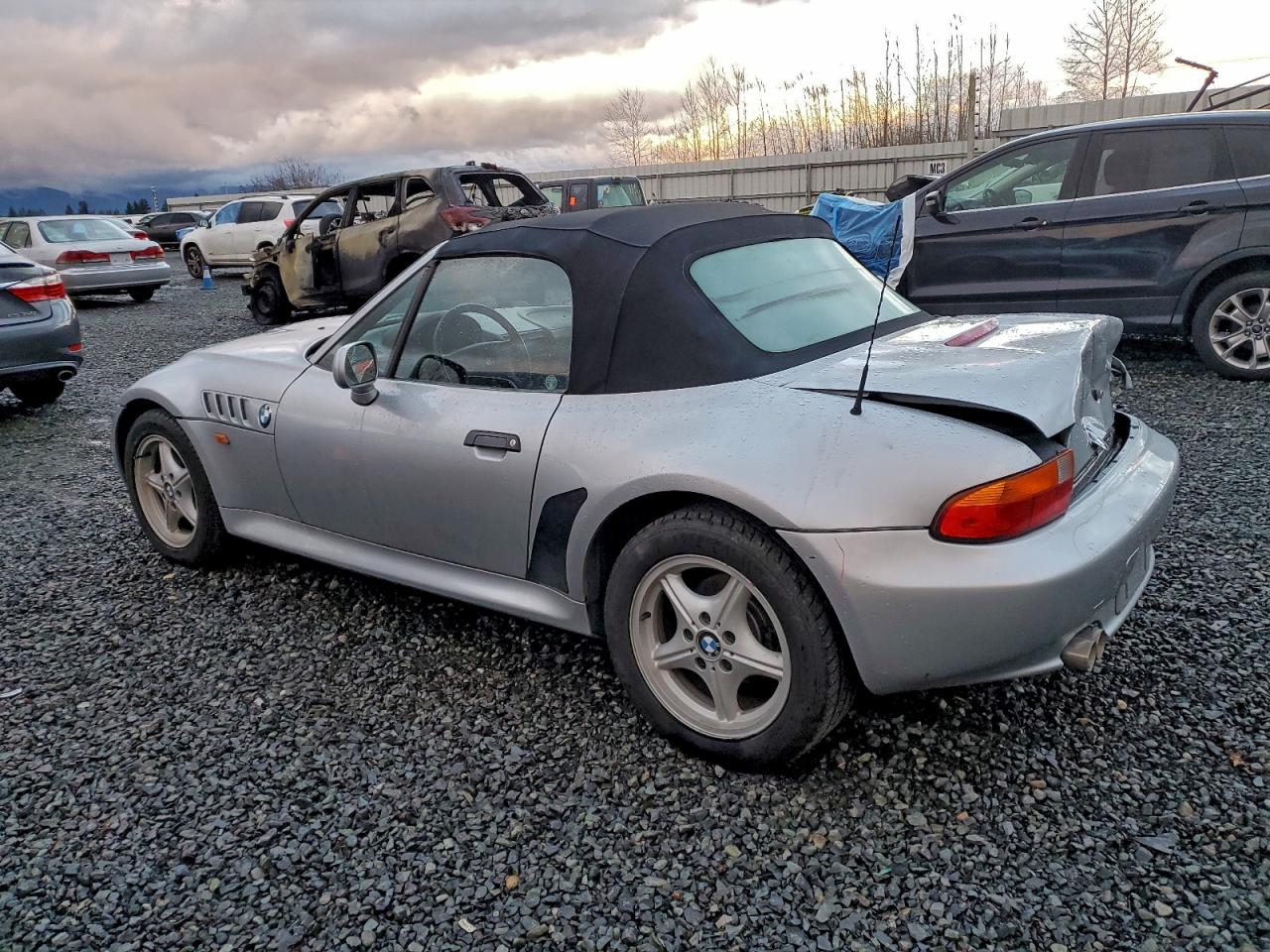 1999 BMW Z3 2.3 photo 2