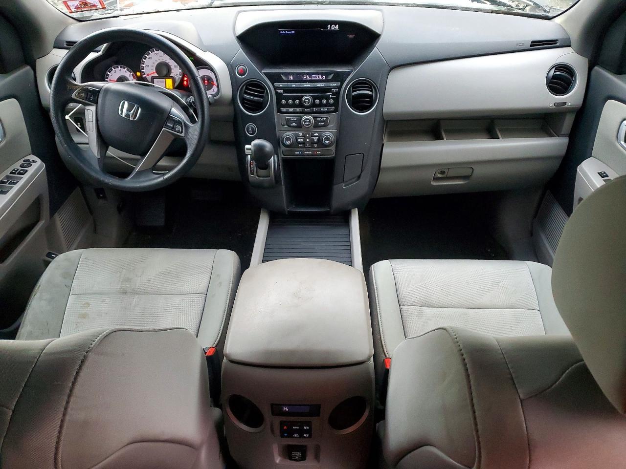 2013 HONDA PILOT LX photo 8