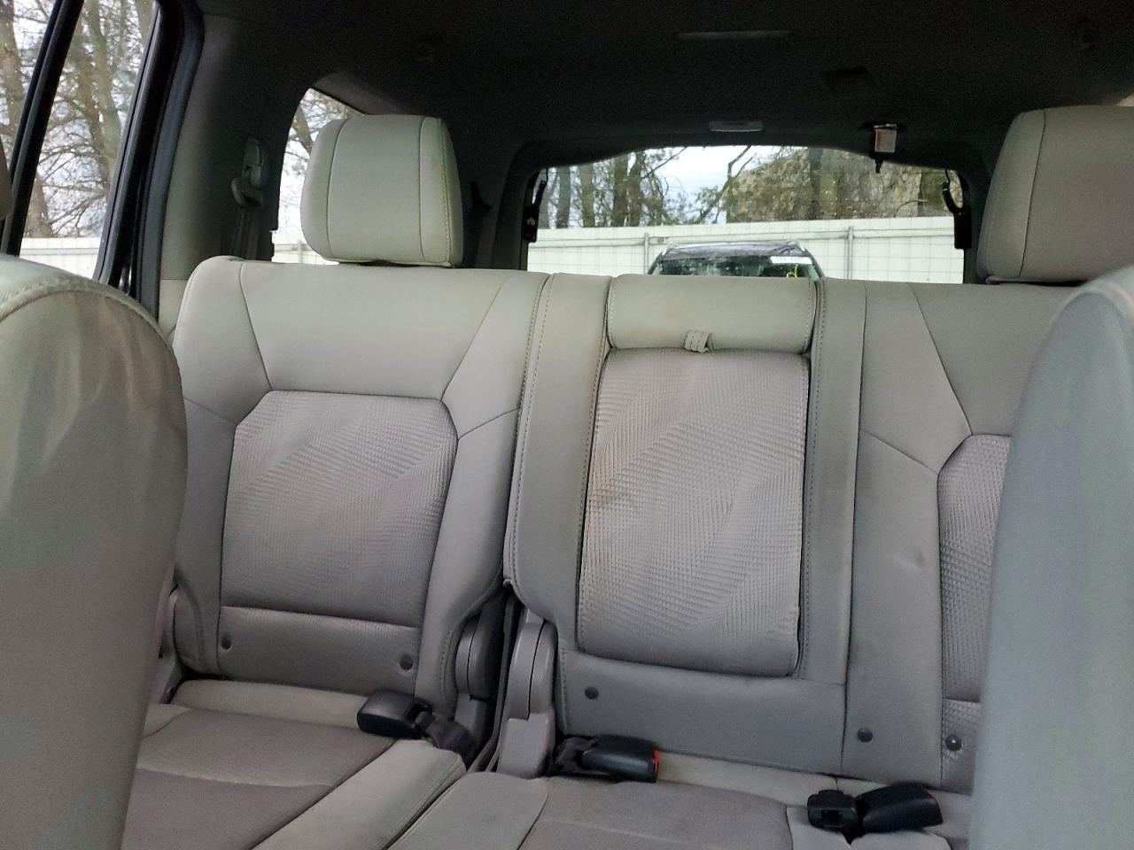 2013 HONDA PILOT LX photo 10