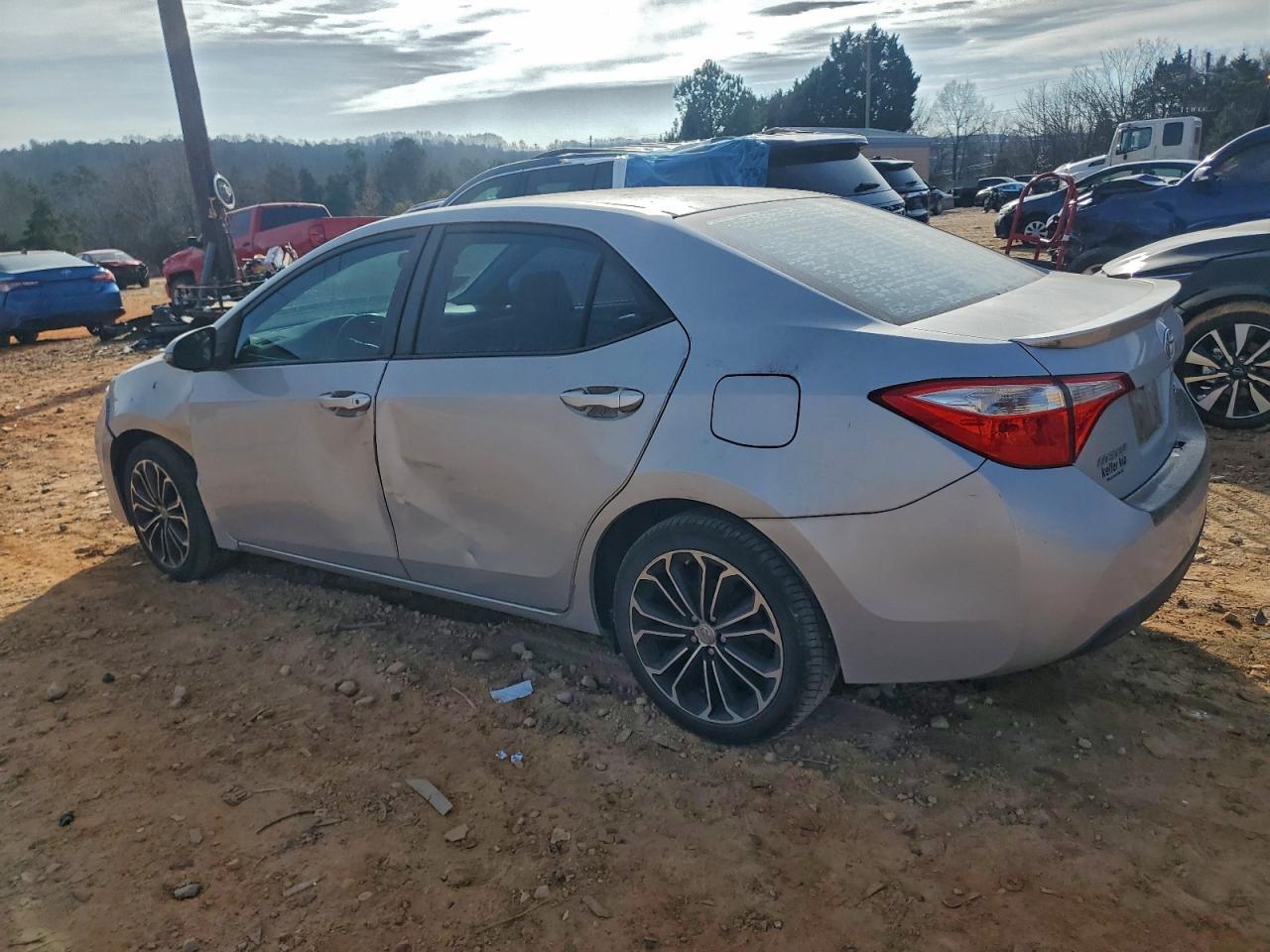 2014 TOYOTA COROLLA L photo 2