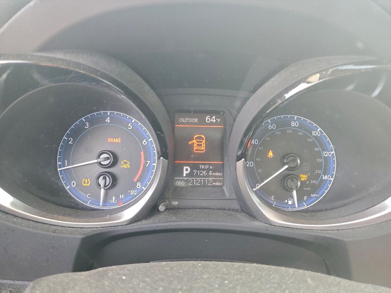 2014 TOYOTA COROLLA L photo 9