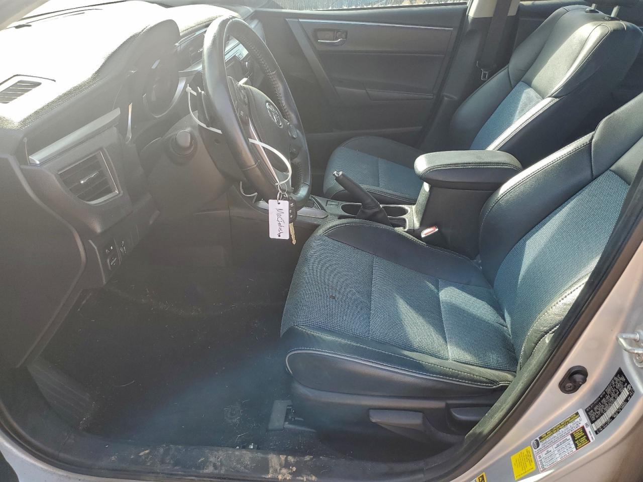 2014 TOYOTA COROLLA L photo 7
