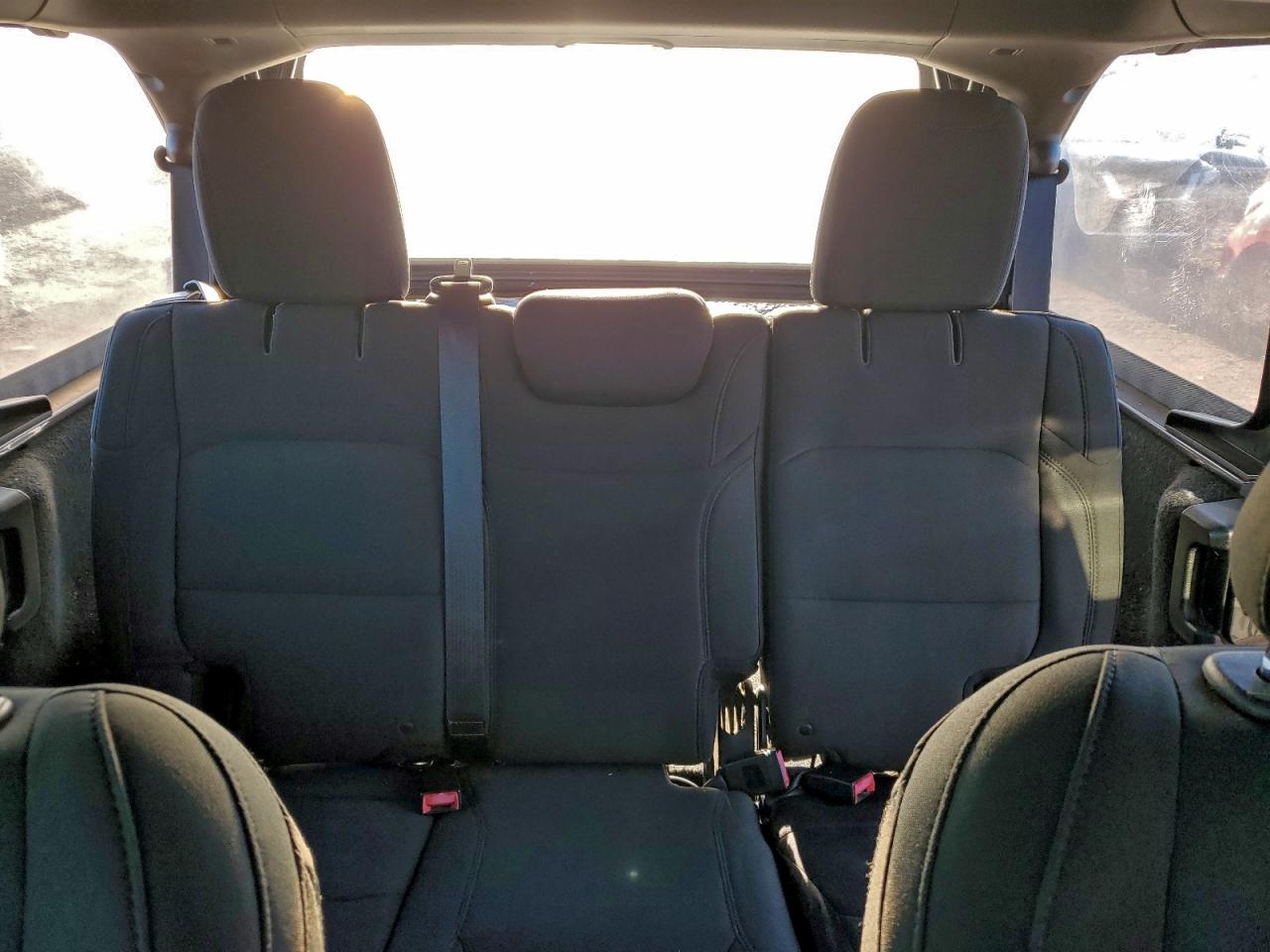 2018 JEEP WRANGLER UNLIMITED SPORT photo 10