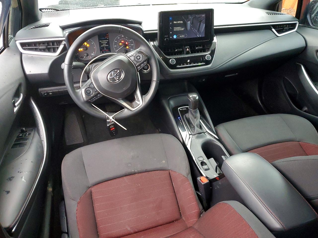 2025 TOYOTA COROLLA SE photo 8
