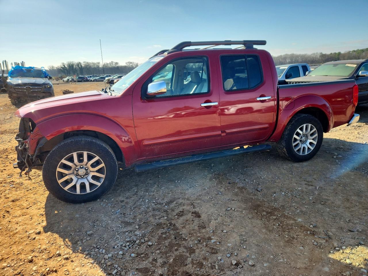 2011 NISSAN FRONTIER