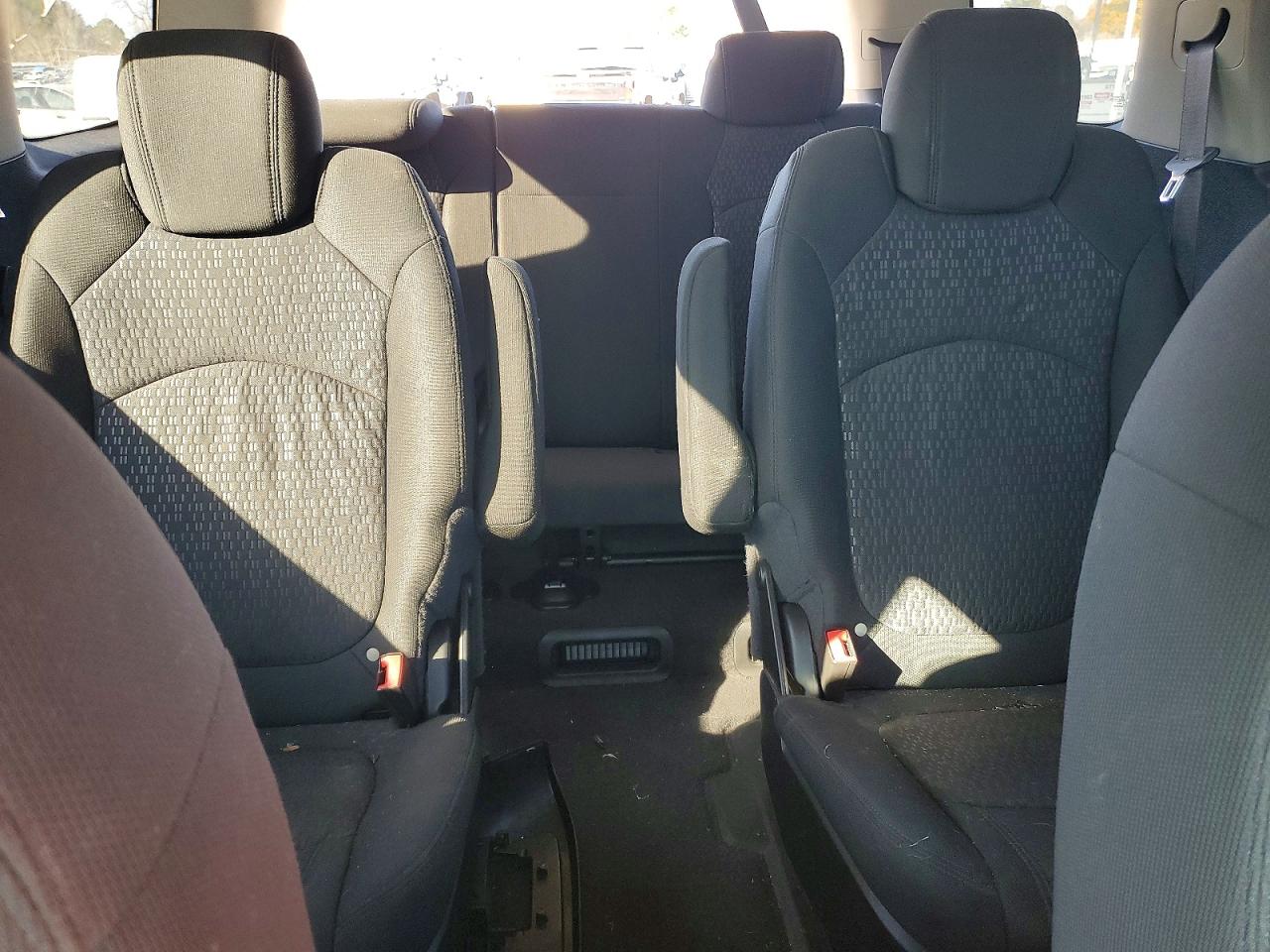 2009 GMC ACADIA SLE photo 10