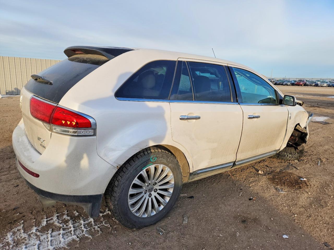 2014 LINCOLN TOWNHOUSE MKX photo 3