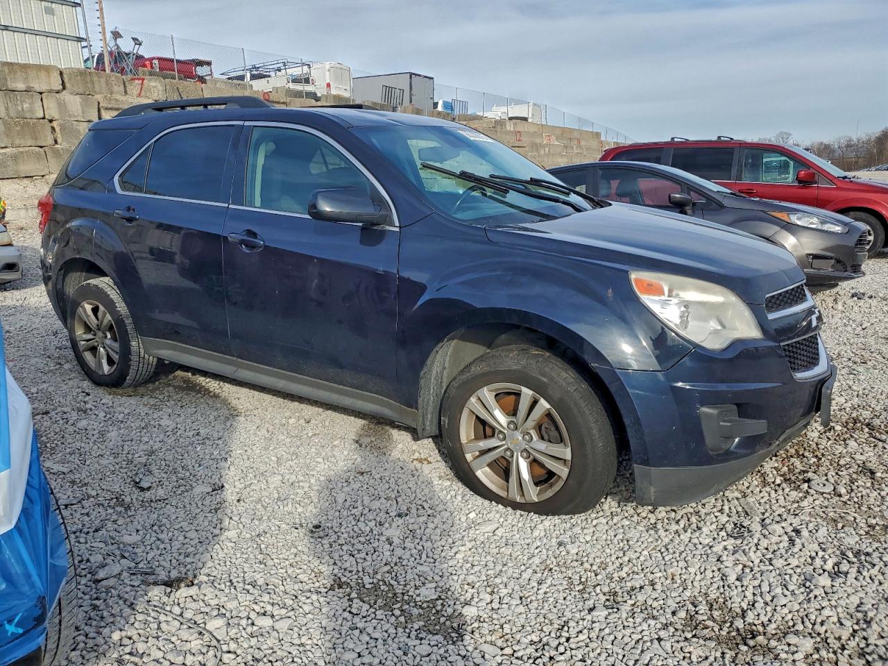 2015 CHEVROLET EQUINOX LT photo 4