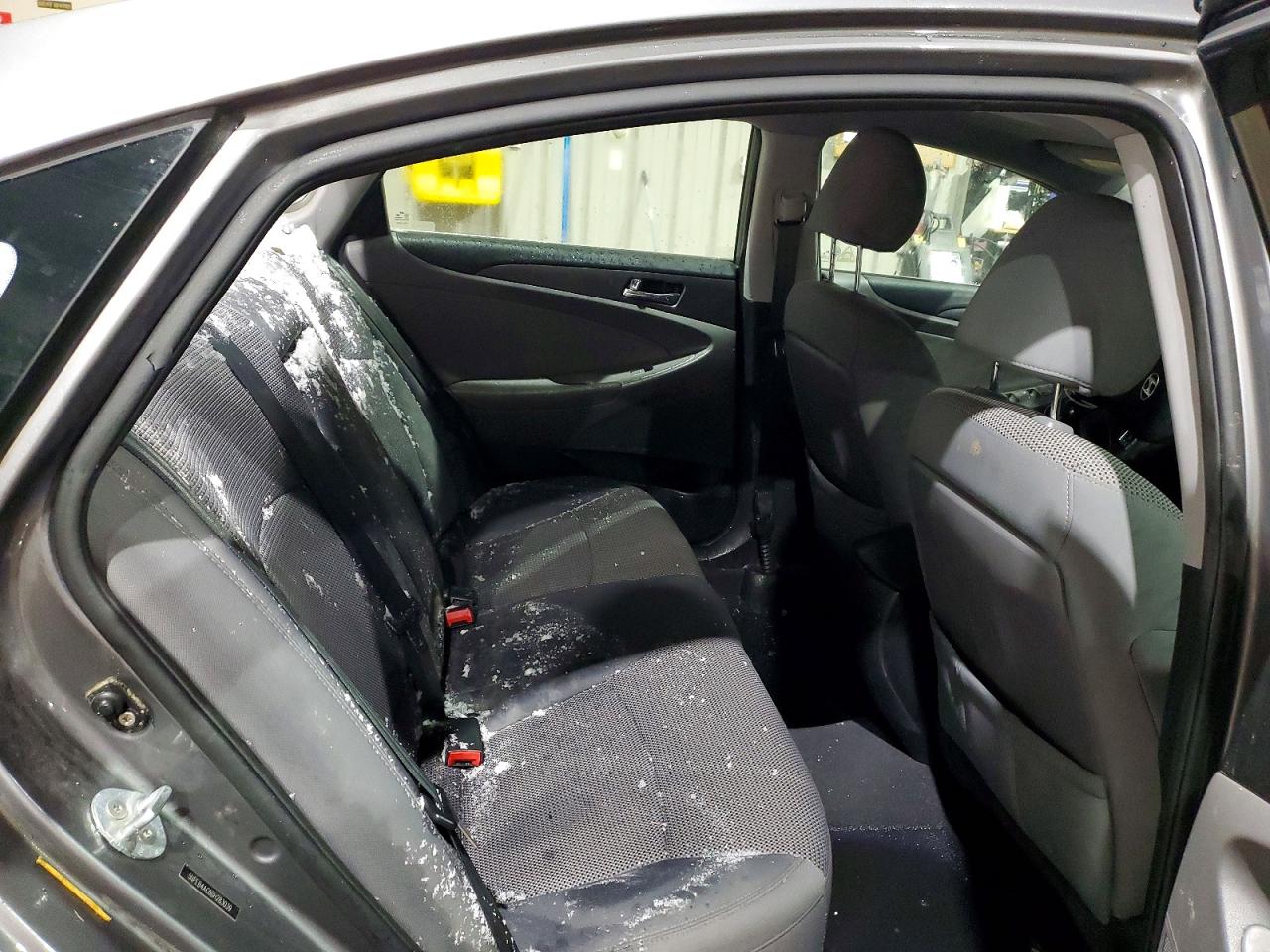 2011 HYUNDAI SONATA GLS photo 28