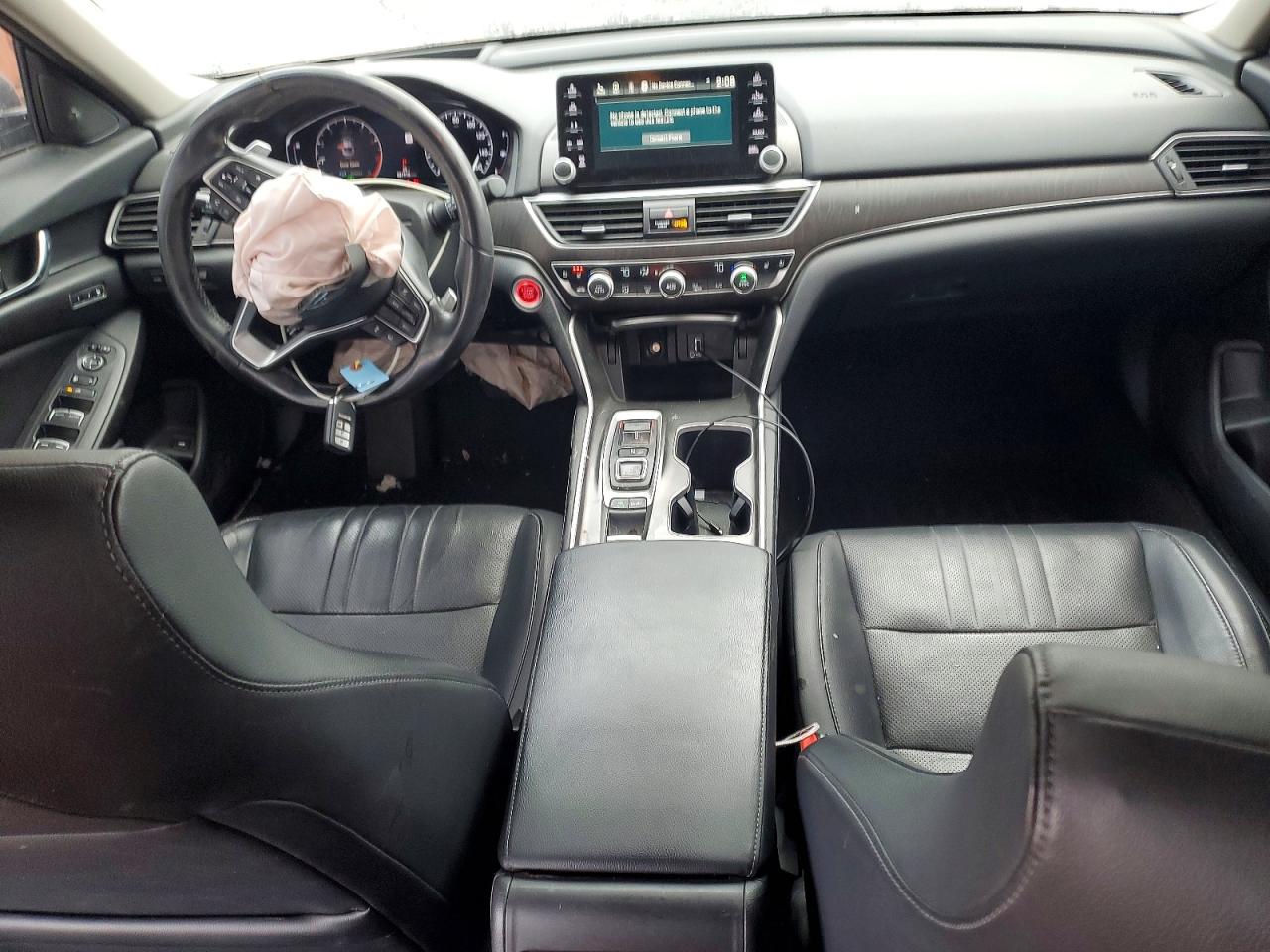 2018 HONDA ACCORD TOURING photo 8