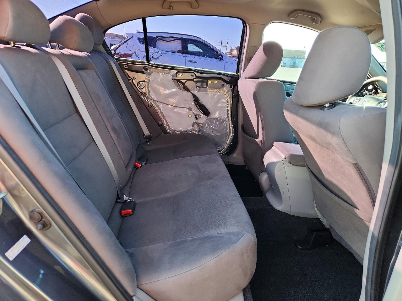 2012 HONDA ACCORD LXP photo 19