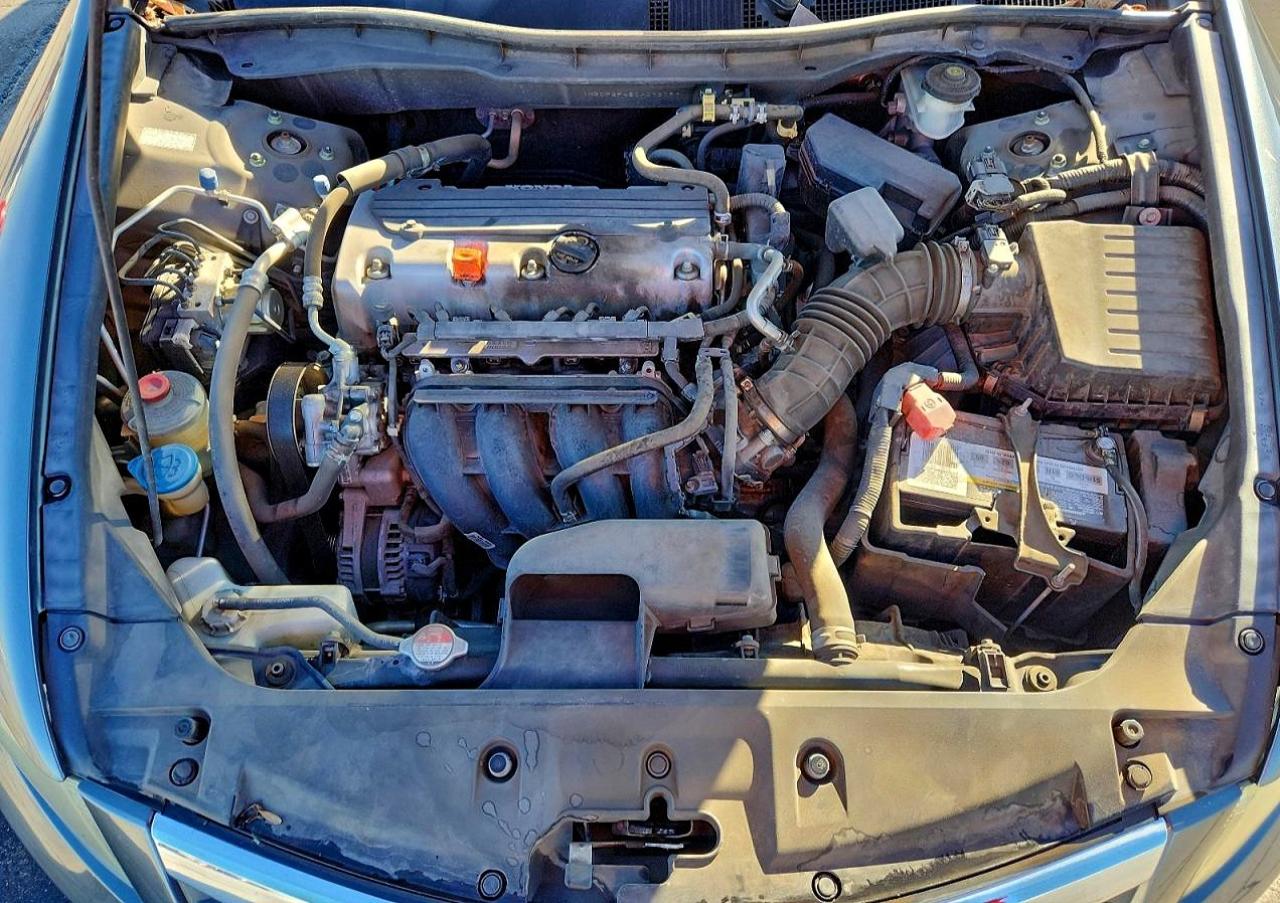 2012 HONDA ACCORD LXP photo 21