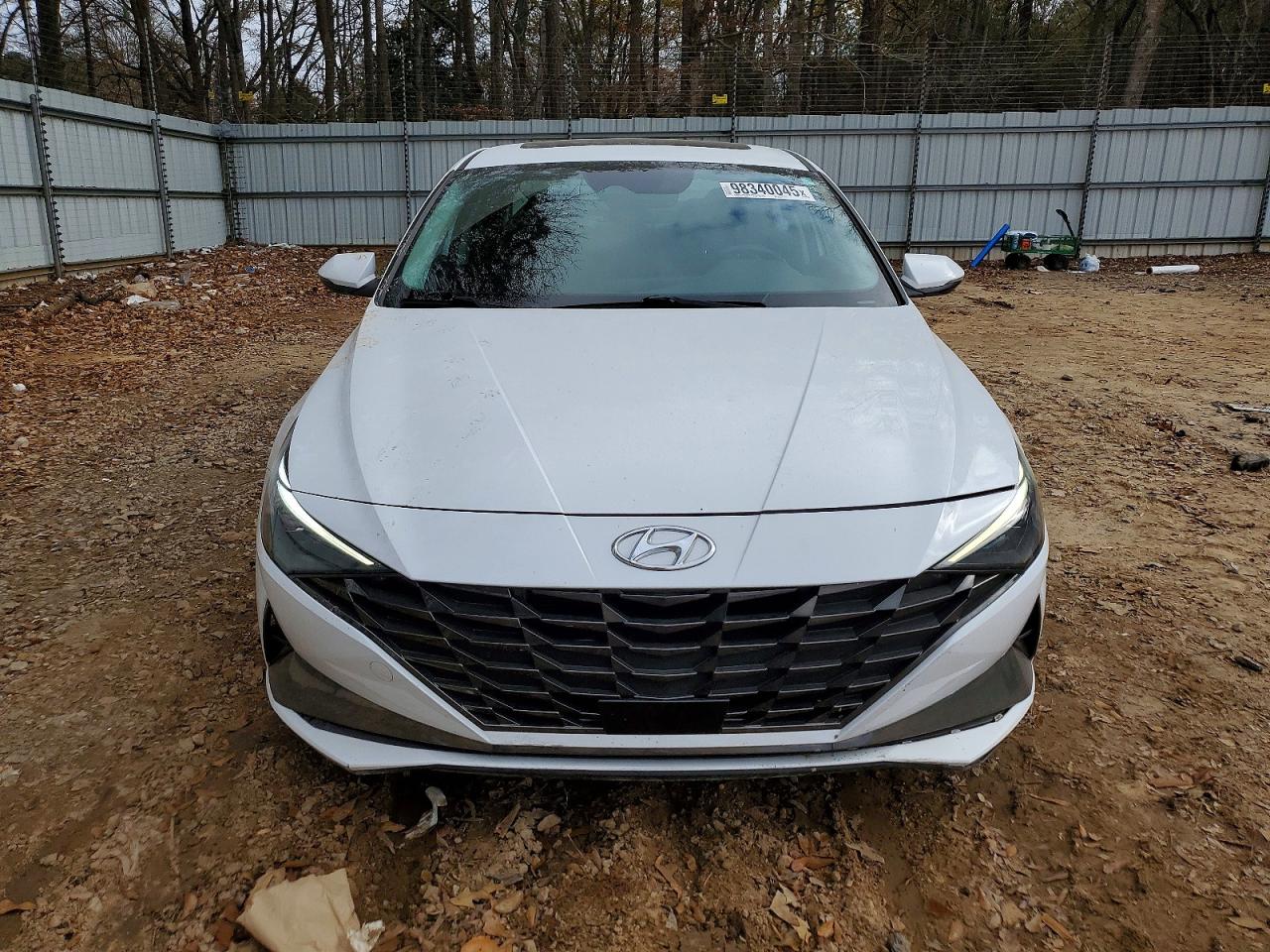 2023 HYUNDAI ELANTRA photo 5