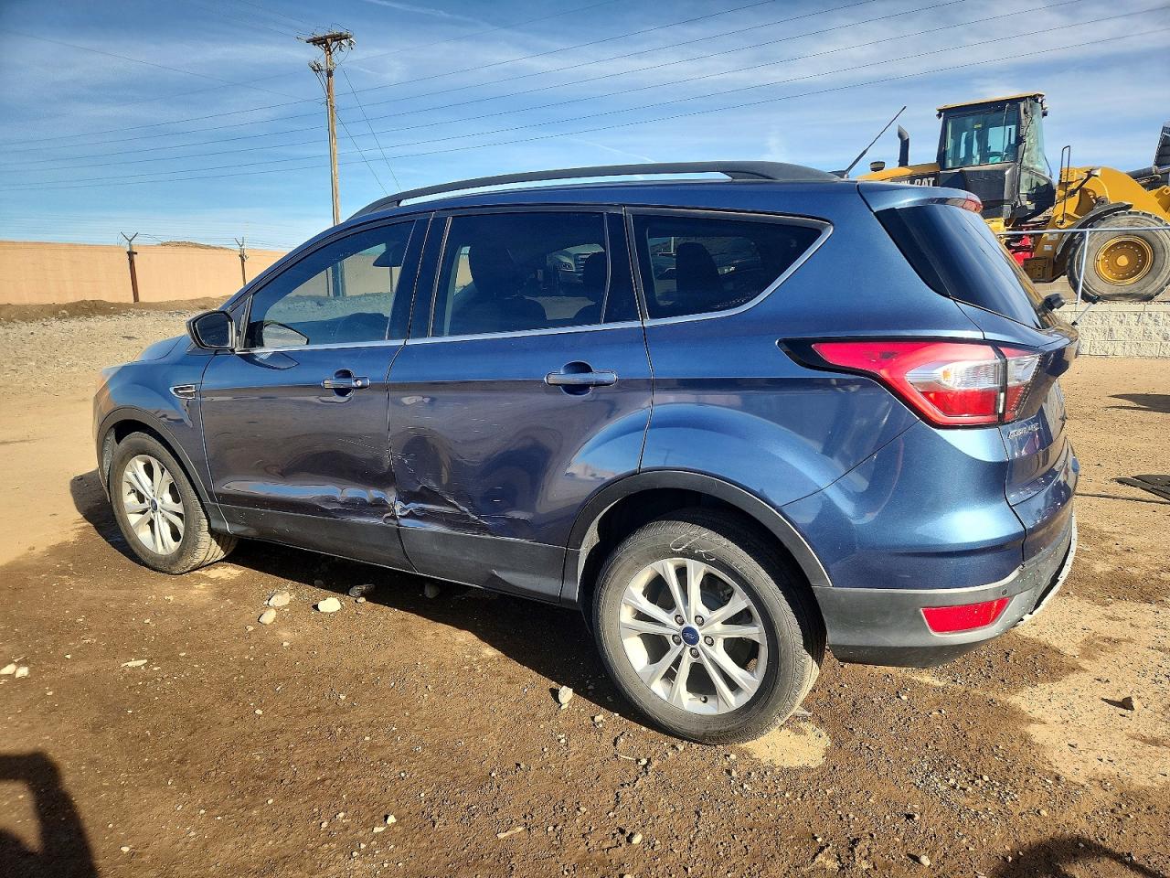 2018 FORD ESCAPE SE photo 2