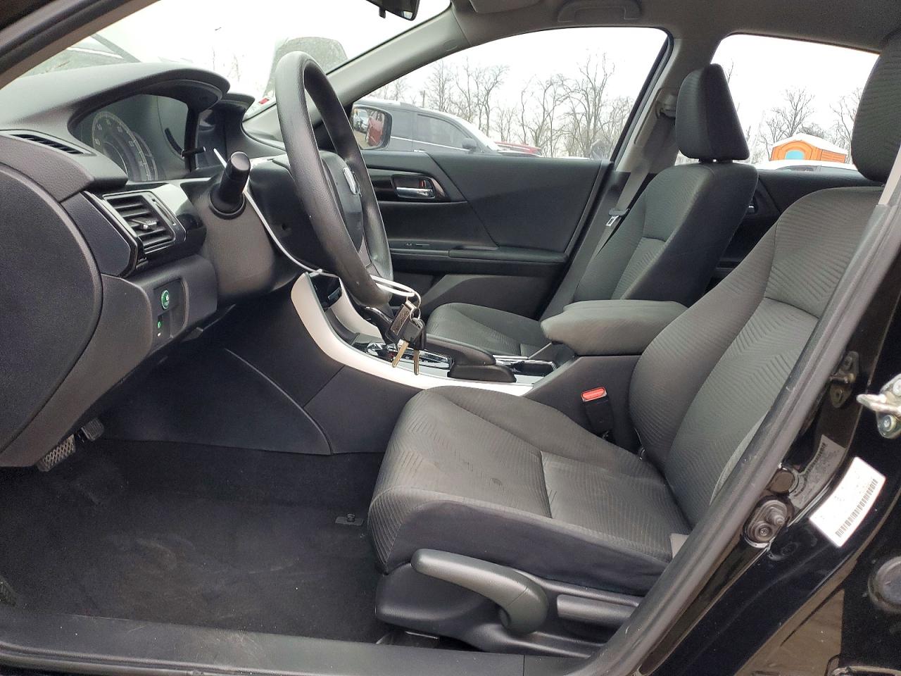 2016 HONDA ACCORD LX photo 7